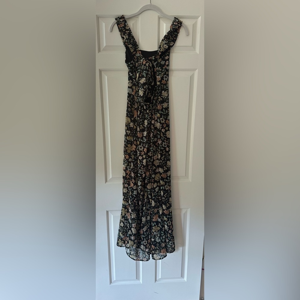 NWT Sadie + Sage Floral Romper - Picture 2 of 5